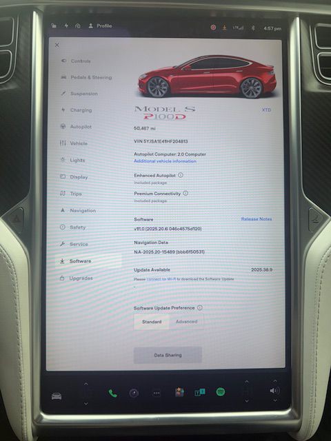 2017 Tesla Model S Image 41
