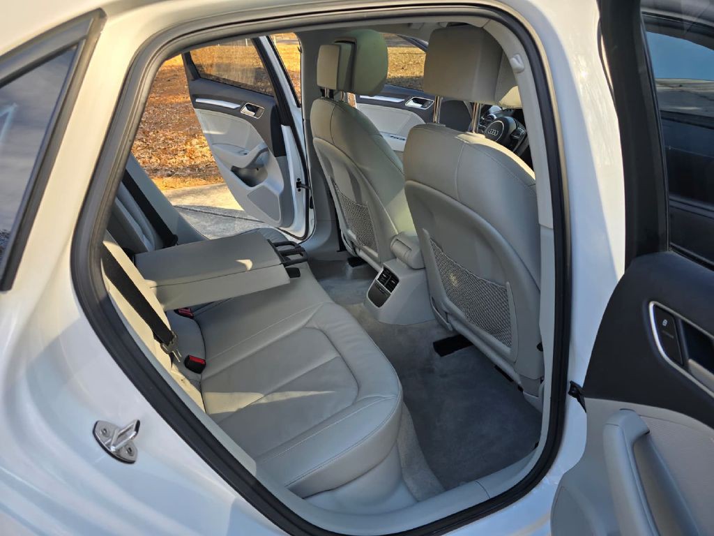 2016 Audi A3 Image 30