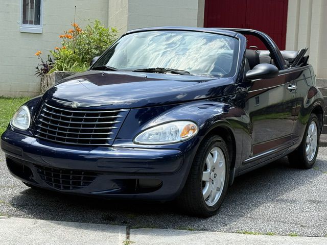 2005 Chrysler PT Cruiser Image 2