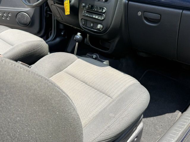 2005 Chrysler PT Cruiser Image 14