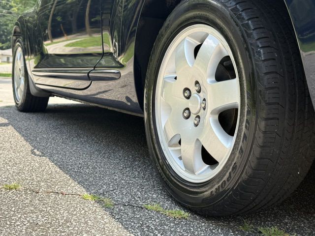 2005 Chrysler PT Cruiser Image 36