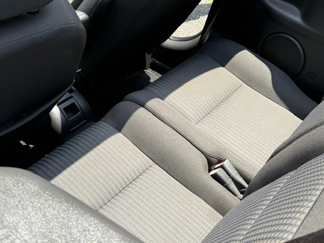 2005 Chrysler PT Cruiser Image 51