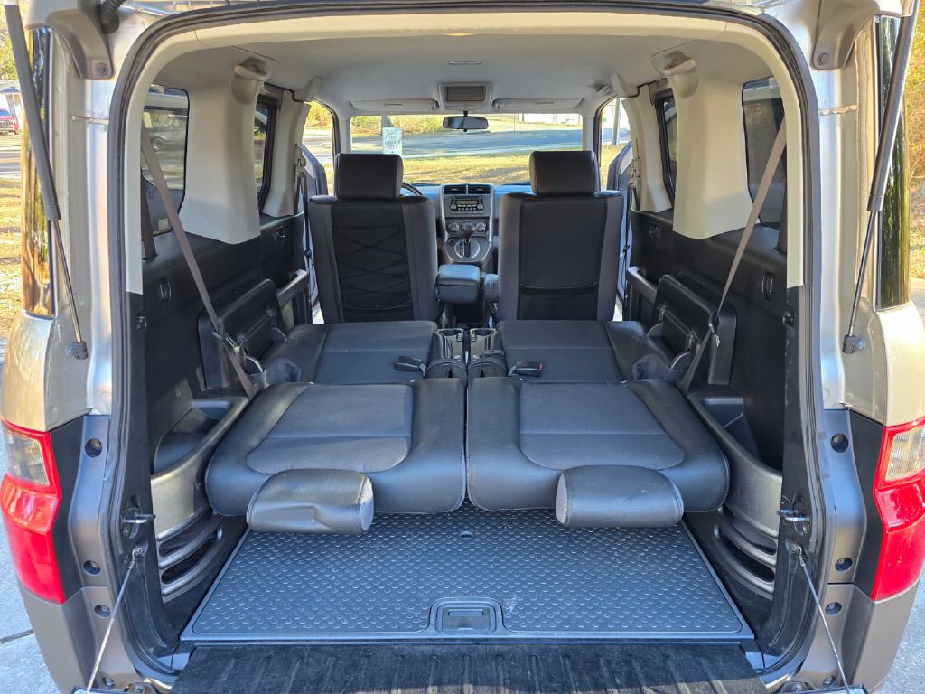 2004 Honda Element Image 6