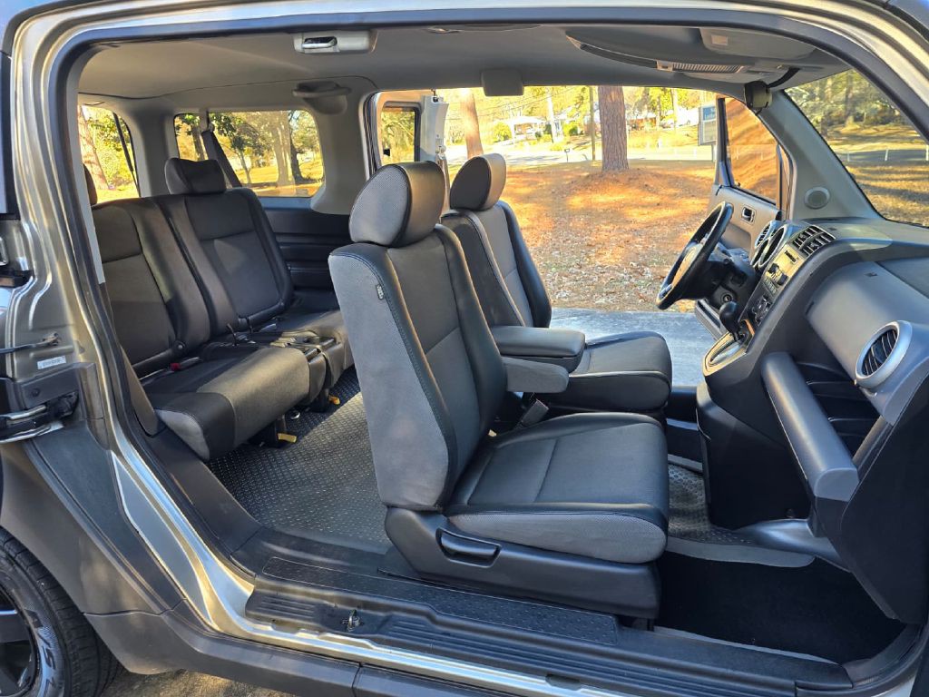 2004 Honda Element Image 8