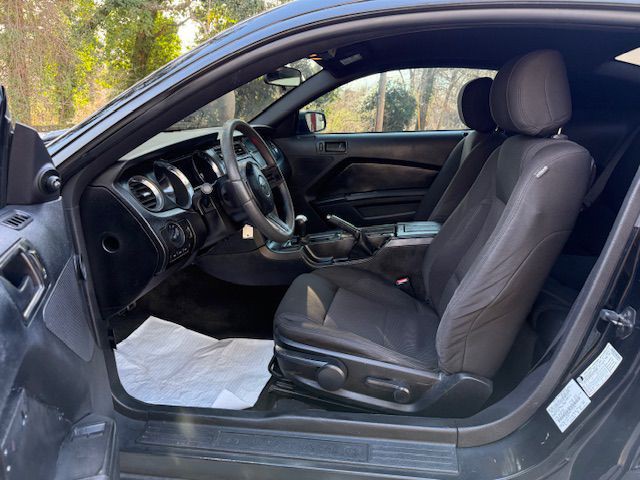 2012 Ford Mustang Image 11