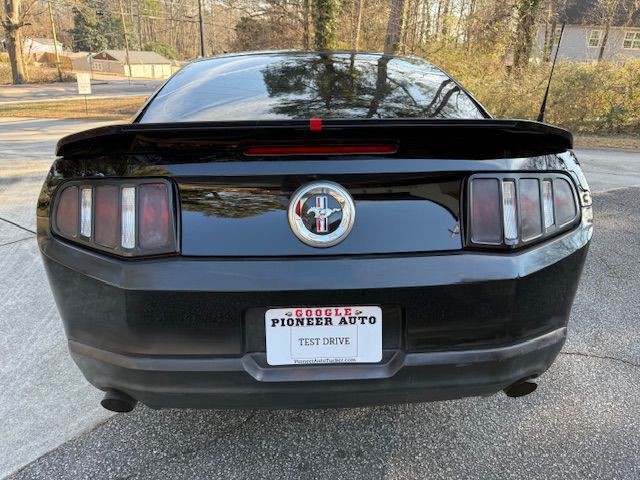 2012 Ford Mustang Image 24