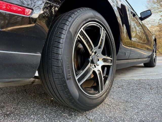 2012 Ford Mustang Image 29