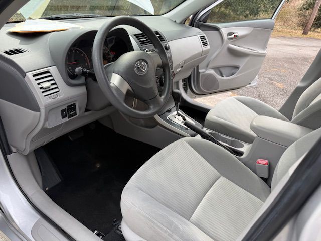 2010 Toyota Corolla Image 6