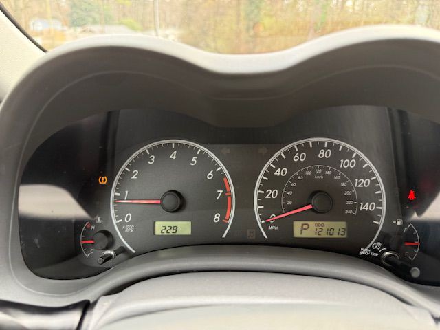 2010 Toyota Corolla Image 42