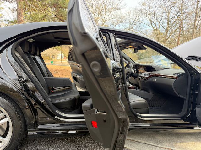 2008 Mercedes-Benz S-Class Image 53