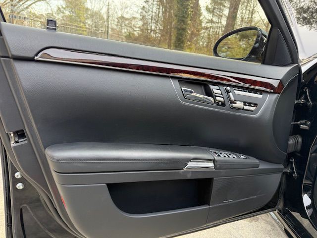 2008 Mercedes-Benz S-Class Image 60