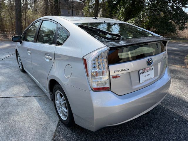 2011 Toyota Prius Image 34