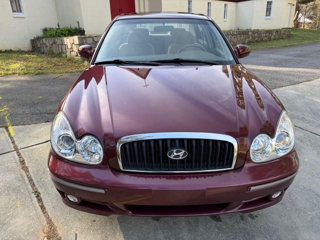 2002 Hyundai Sonata Image 3