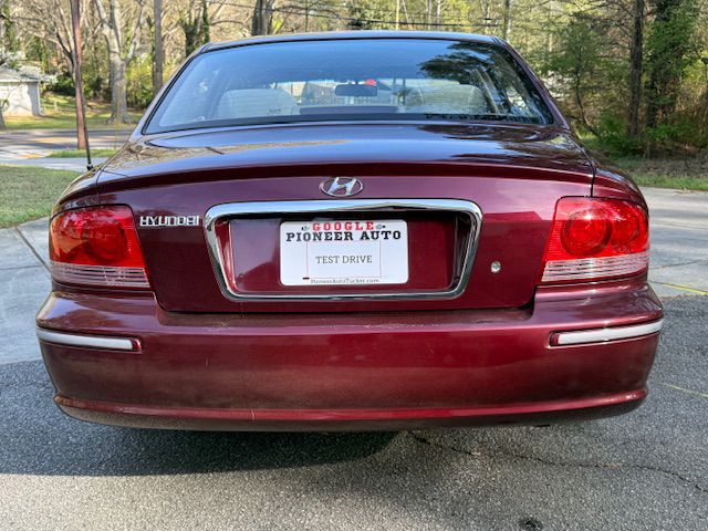 2002 Hyundai Sonata Image 37