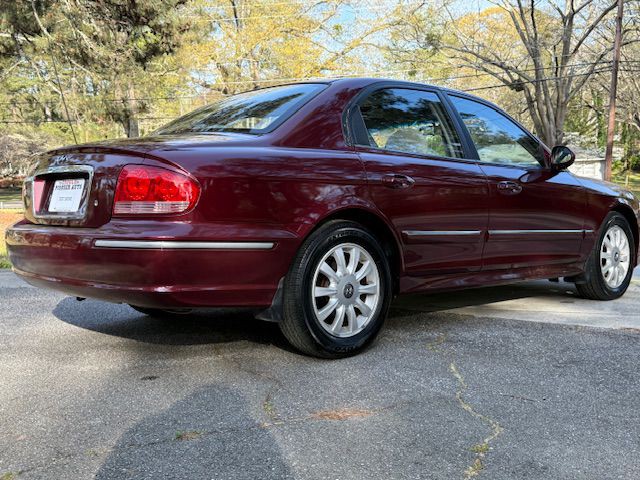 2002 Hyundai Sonata Image 38