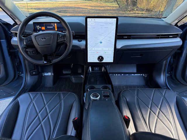 2023 Ford Mustang Image 6