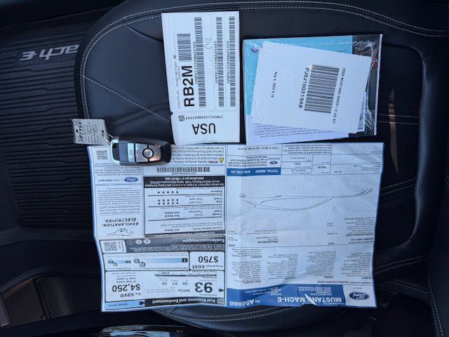 2023 Ford Mustang Image 9