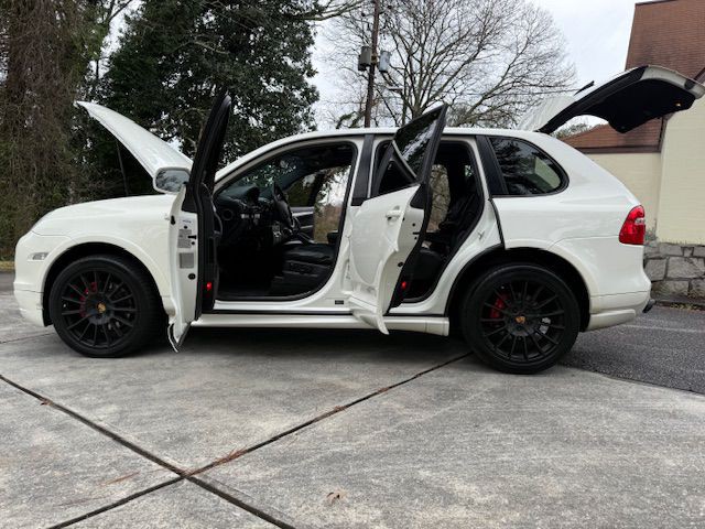 2008 Porsche Cayenne Image 3