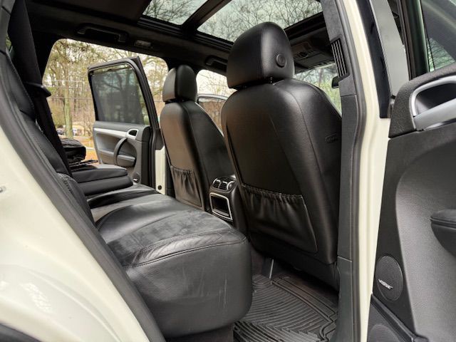 2008 Porsche Cayenne Image 8
