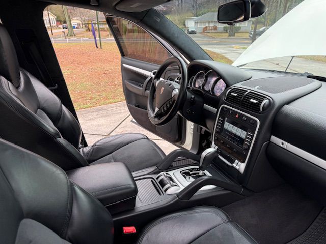 2008 Porsche Cayenne Image 42