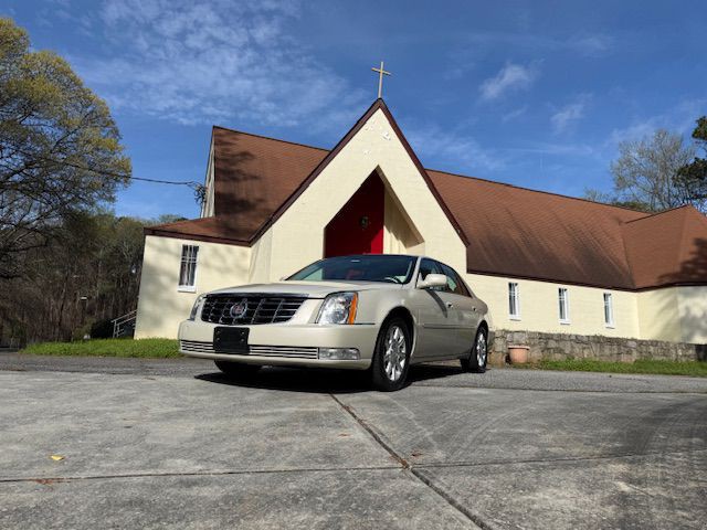 2011 Cadillac DTS Image 69