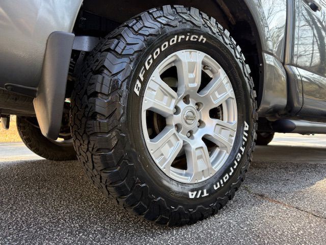 2017 Nissan Titan Image 29