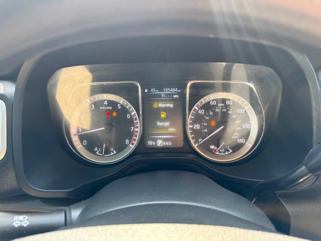 2017 Nissan Titan Image 53