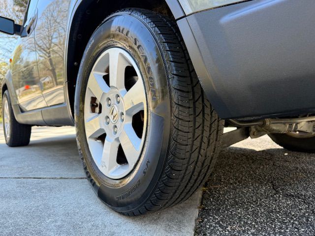 2011 Honda Element Image 17