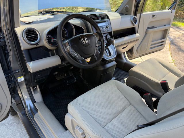 2011 Honda Element Image 26