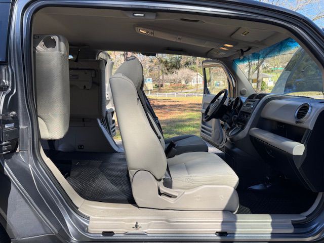 2011 Honda Element Image 37
