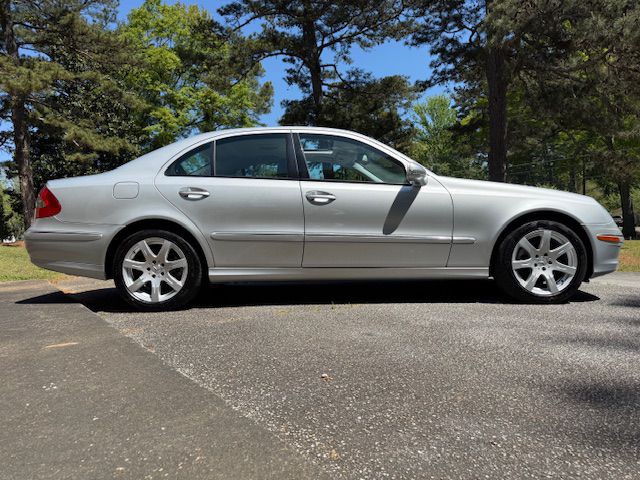 2007 Mercedes-Benz E-Class Image 6