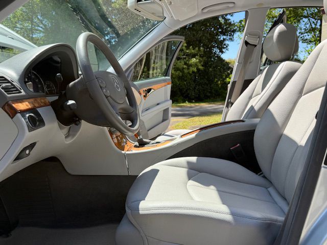 2007 Mercedes-Benz E-Class Image 29