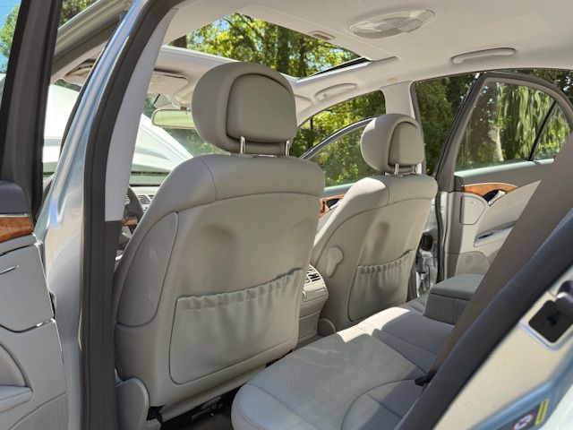 2007 Mercedes-Benz E-Class Image 35