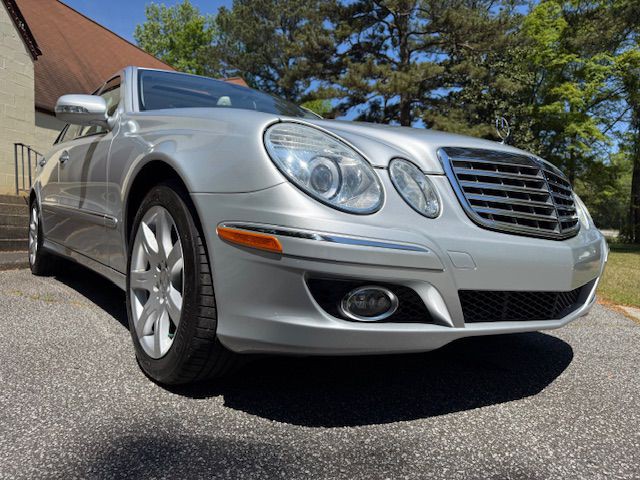 2007 Mercedes-Benz E-Class Image 48