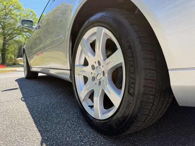 2007 Mercedes-Benz E-Class Image 56