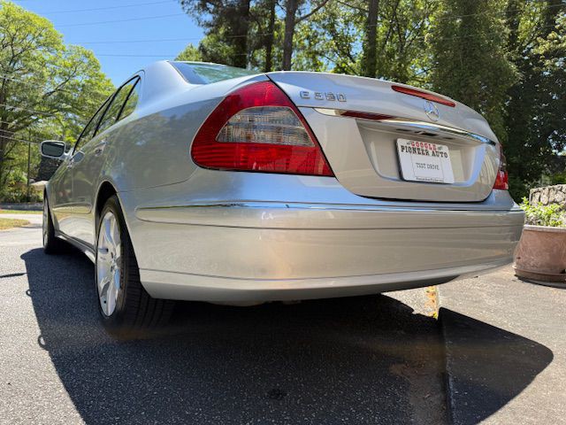 2007 Mercedes-Benz E-Class Image 57