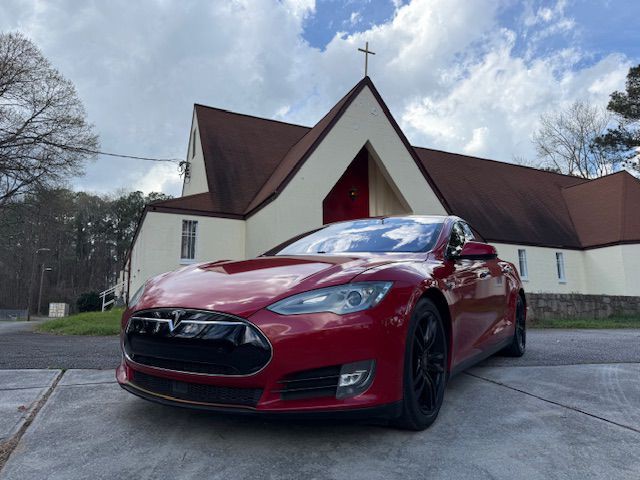 2015 Tesla Model S Image 59