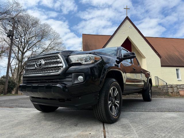 2016 Toyota Tacoma Image 4