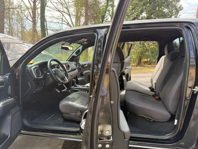 2016 Toyota Tacoma Image 7