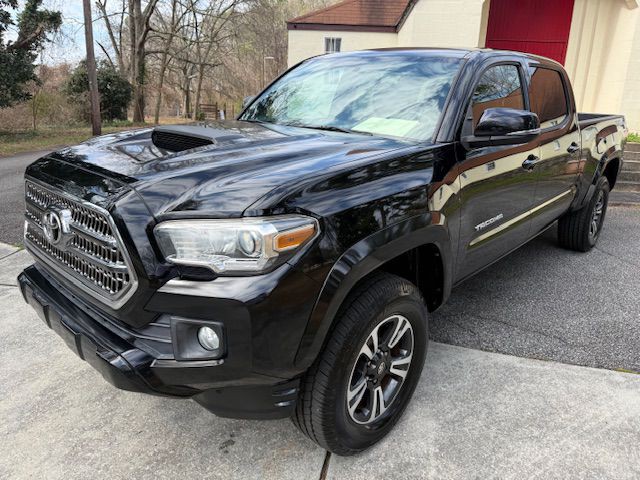2016 Toyota Tacoma Image 15