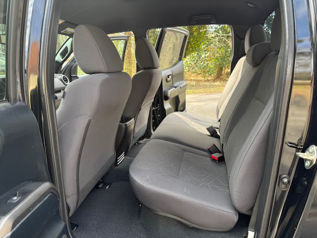 2016 Toyota Tacoma Image 46