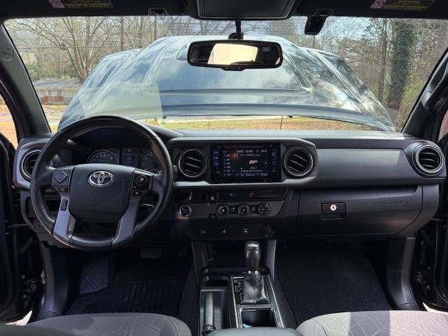 2016 Toyota Tacoma Image 49