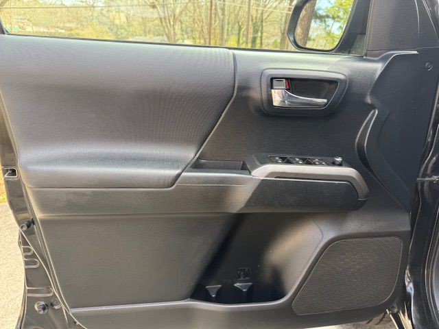 2016 Toyota Tacoma Image 51