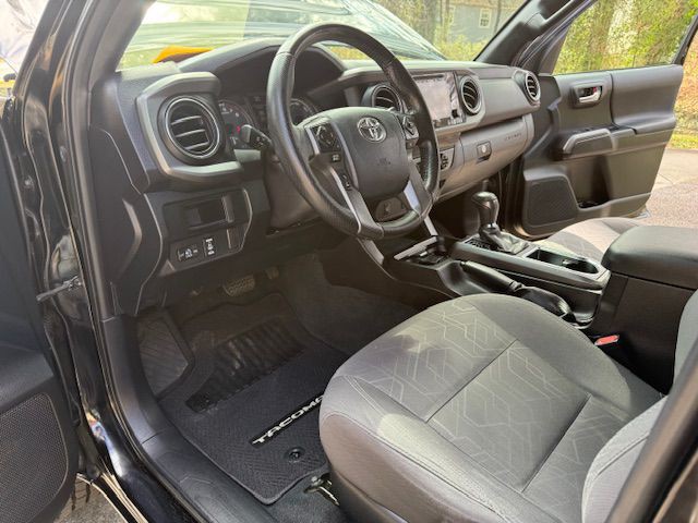 2016 Toyota Tacoma Image 54