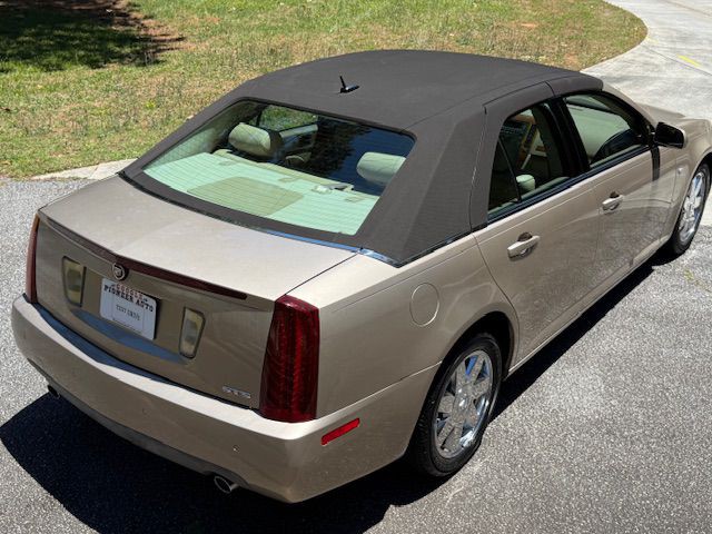 2005 Cadillac STS Image 5