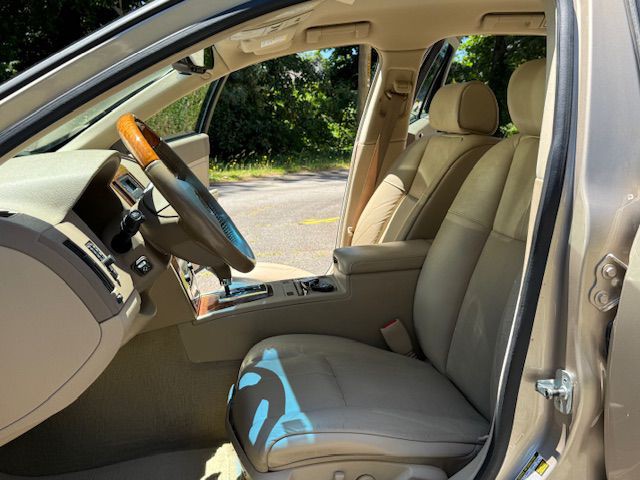 2005 Cadillac STS Image 7