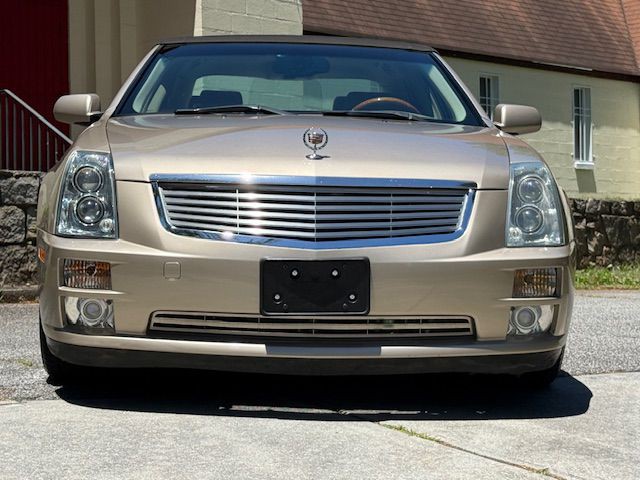 2005 Cadillac STS Image 14