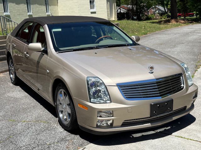 2005 Cadillac STS Image 17