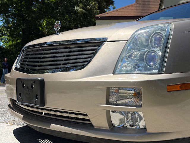 2005 Cadillac STS Image 19