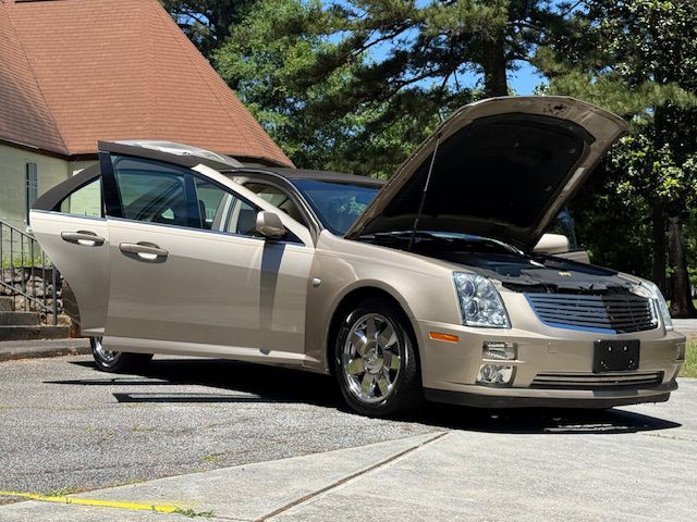 2005 Cadillac STS Image 39